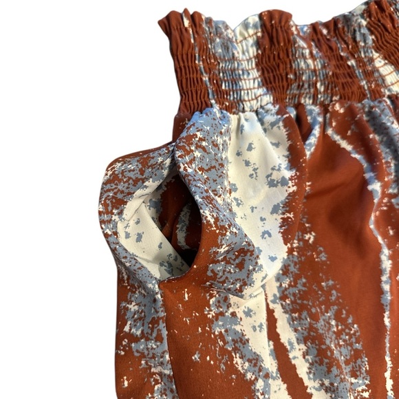 Bucket List Wide Leg Pant Size Large Cream Blue Brown Smocked Waistband Flowy - Picture 3 of 9